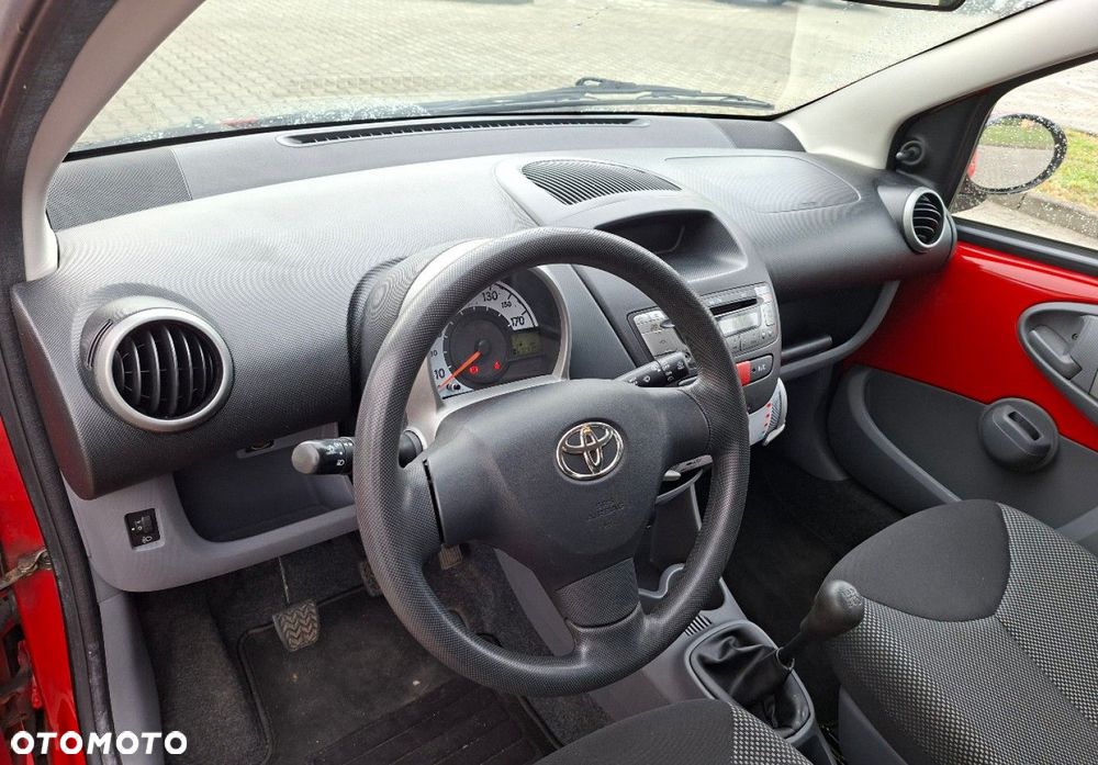 Toyota Aygo - 19