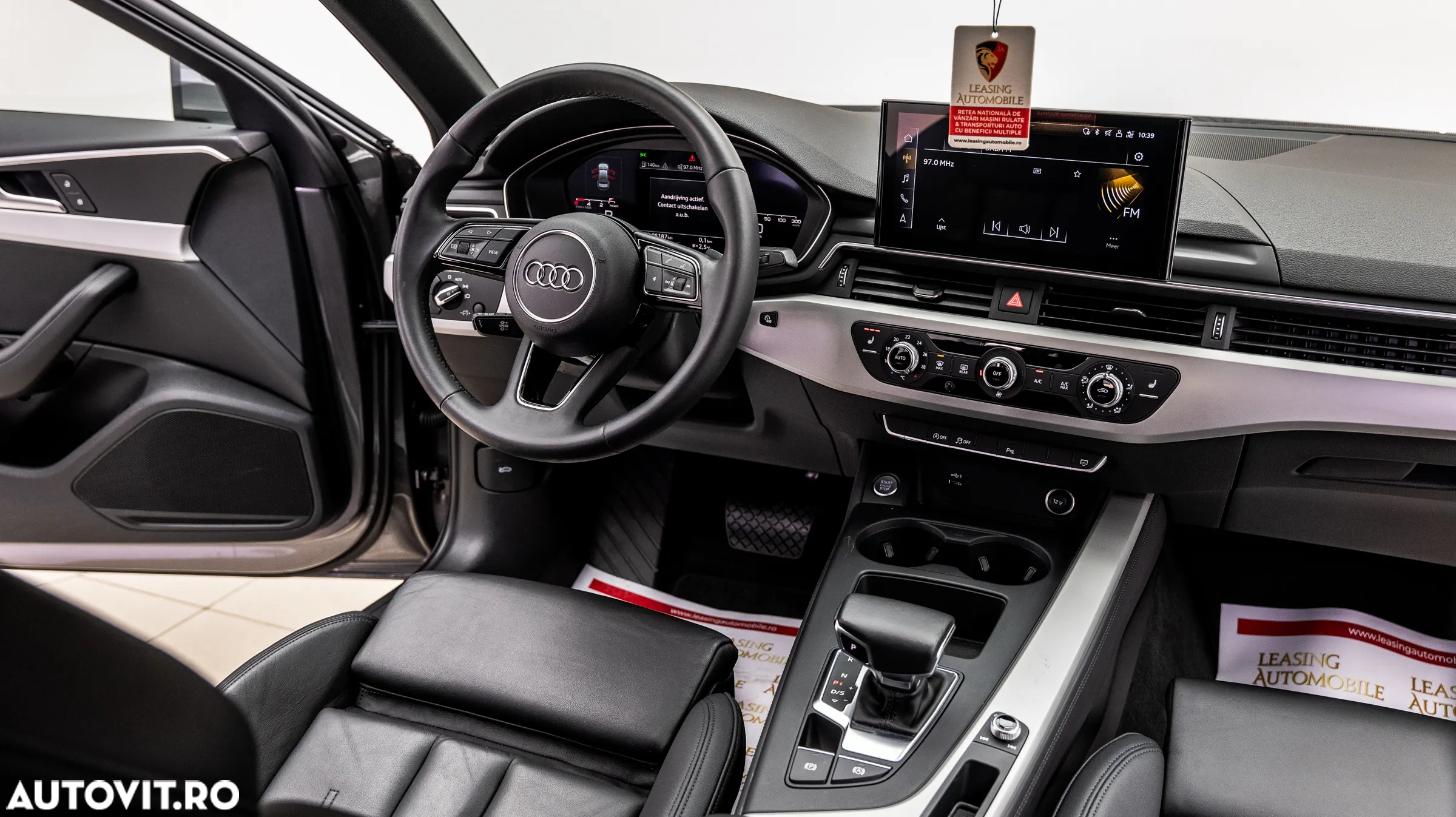 Audi A4 2.0 TDI S tronic Design - 34