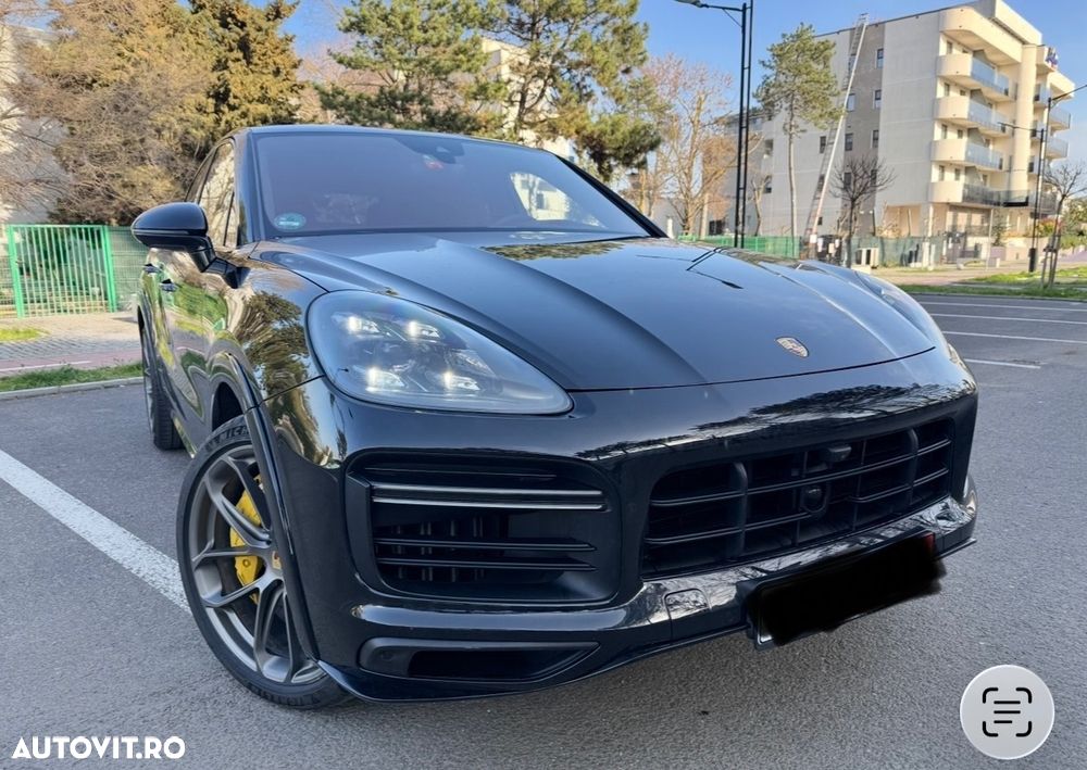 Porsche Cayenne Coupe - 16