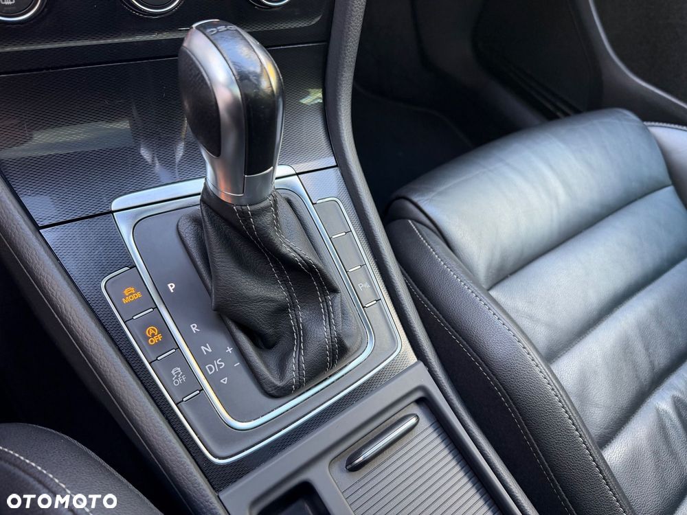 Volkswagen Golf GTD 2.0 TDI SCR DSG - 31
