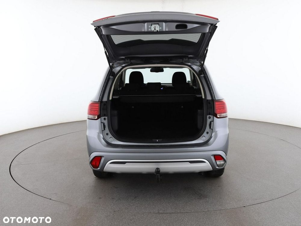 Mitsubishi Outlander 2.4 4WD - 20