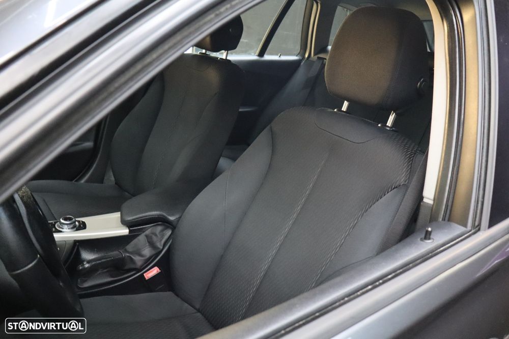 BMW 318 d Aut. Blue Performance Modern Line - 19