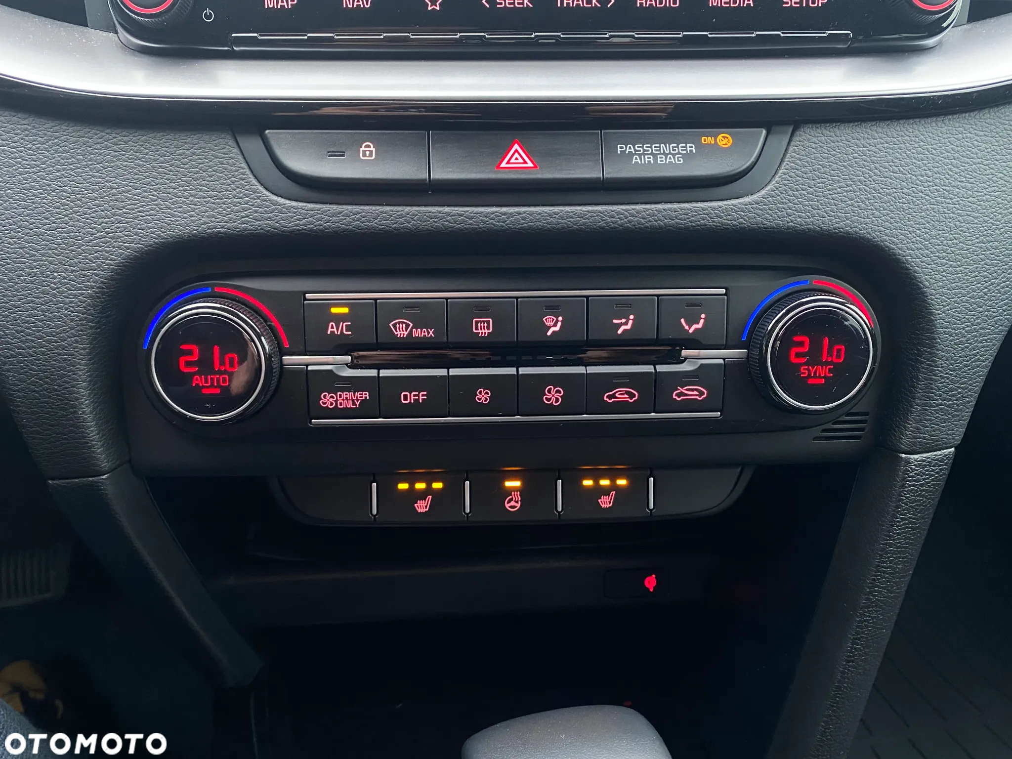 Kia XCeed 1.6 GDI PHEV L Business Line DCT - 12