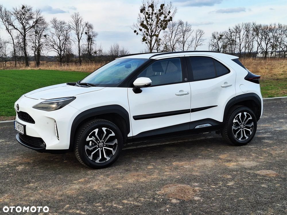 Toyota Yaris Cross 130 1.5 VVT-i Team Deutschland - 11