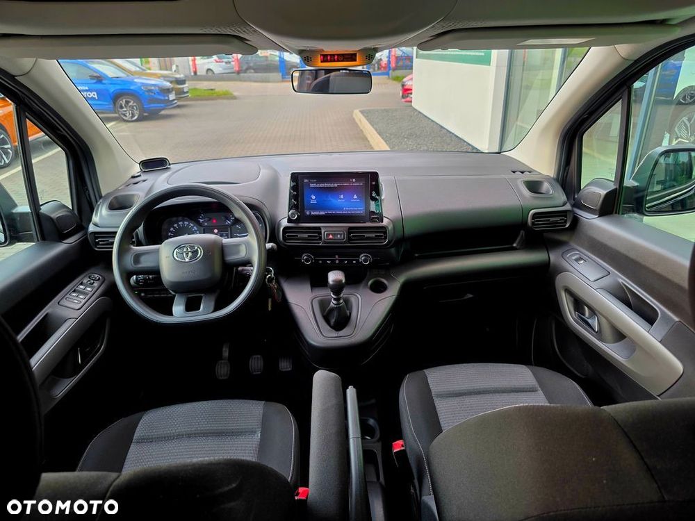 Toyota Proace City Verso 1.2 D-4T Business - 15