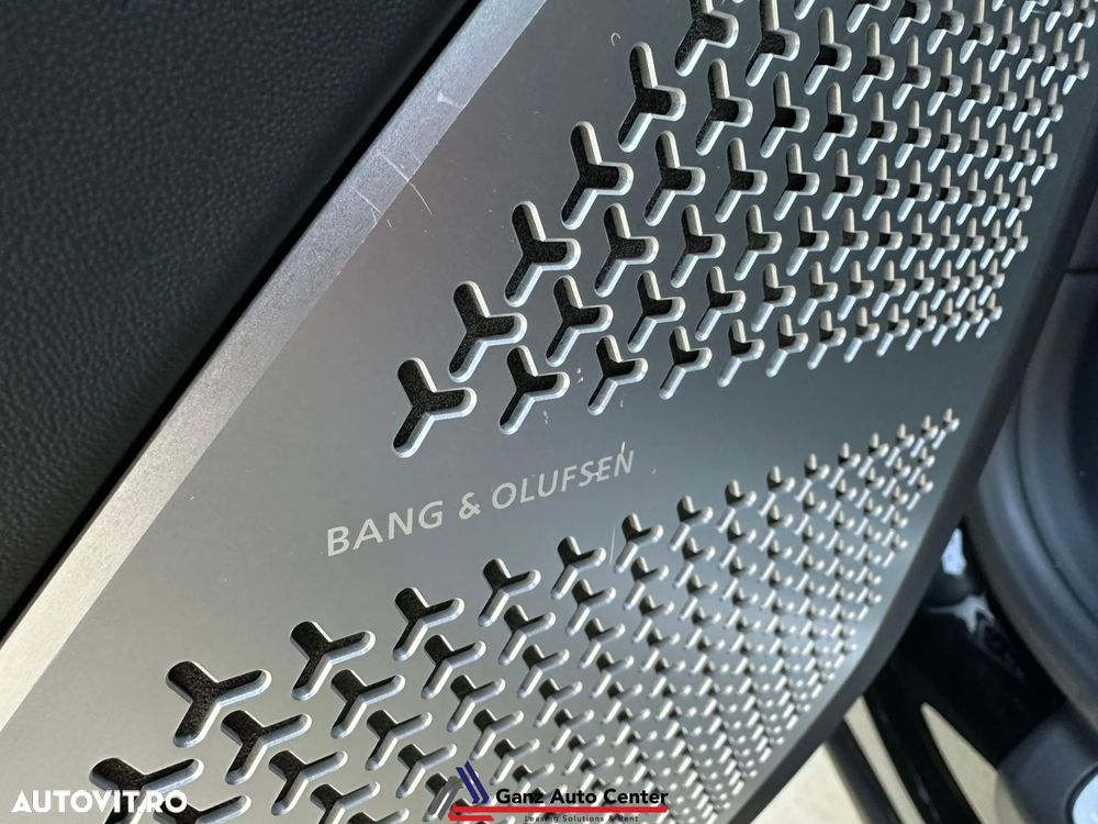 Lamborghini URUS Standard - 24