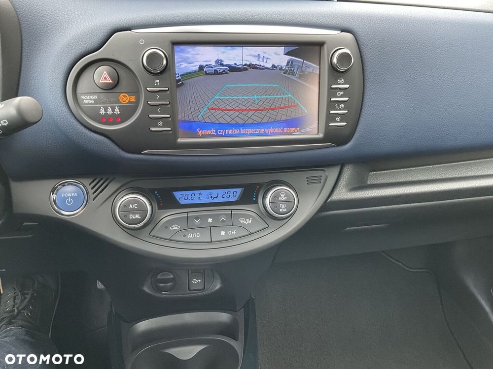 Toyota Yaris - 18