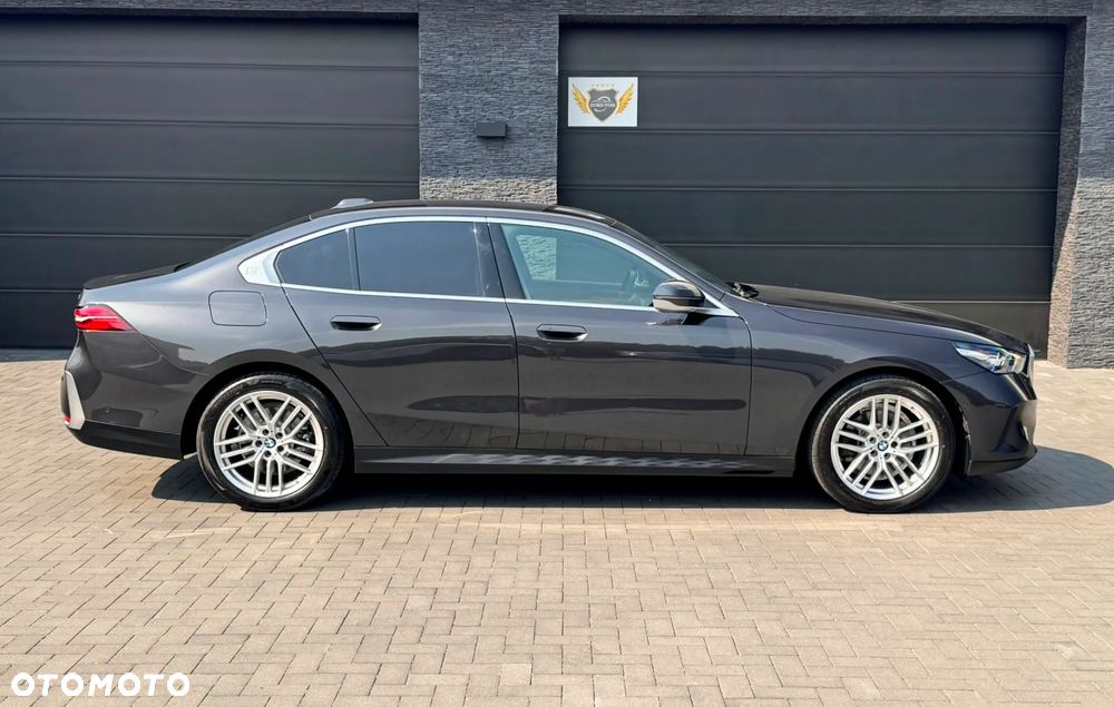 BMW Seria 5 520d mHEV M Sport - 8