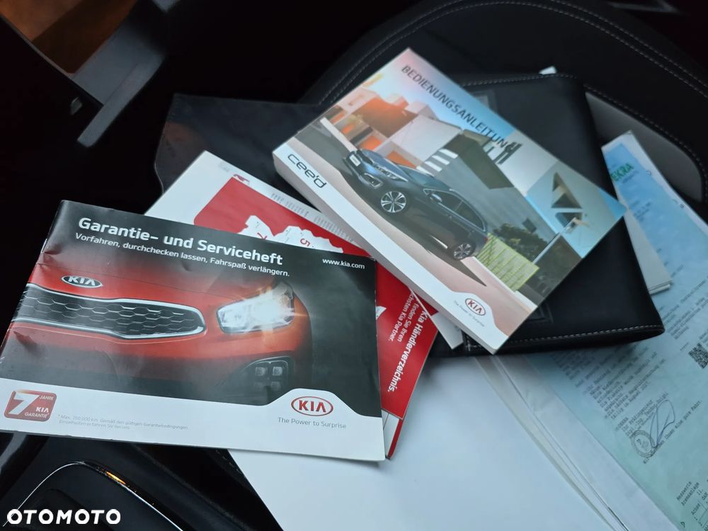 Kia Ceed 1.6 CRDi DCT GT Line - 34