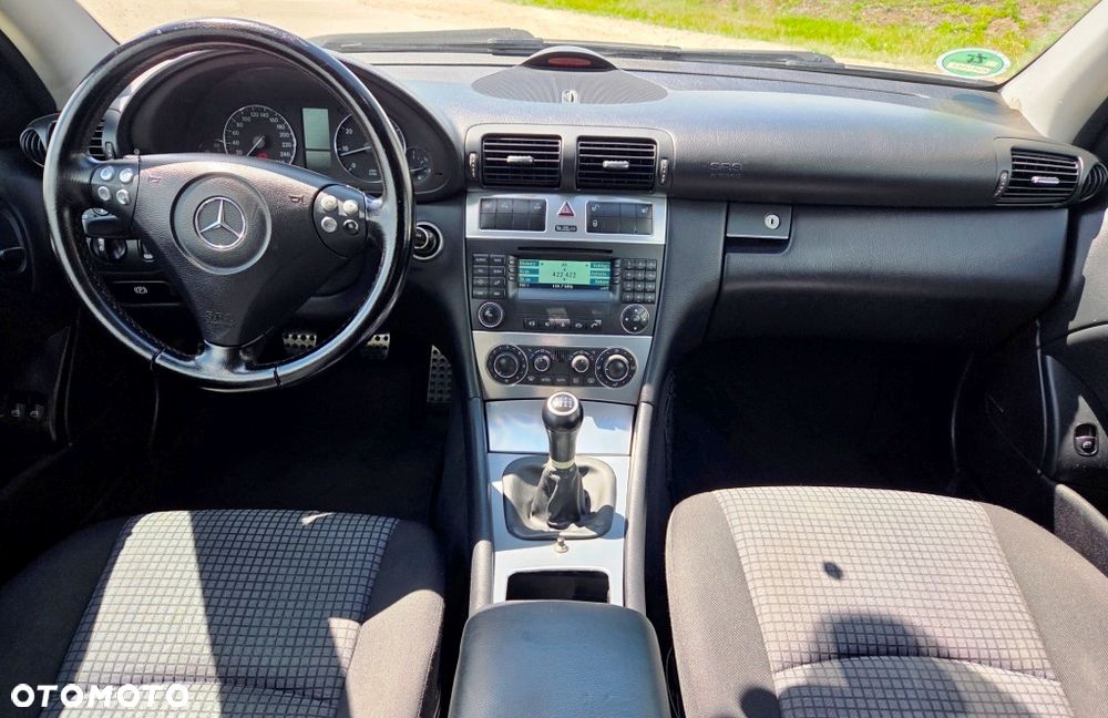 Mercedes-Benz Klasa C - 30