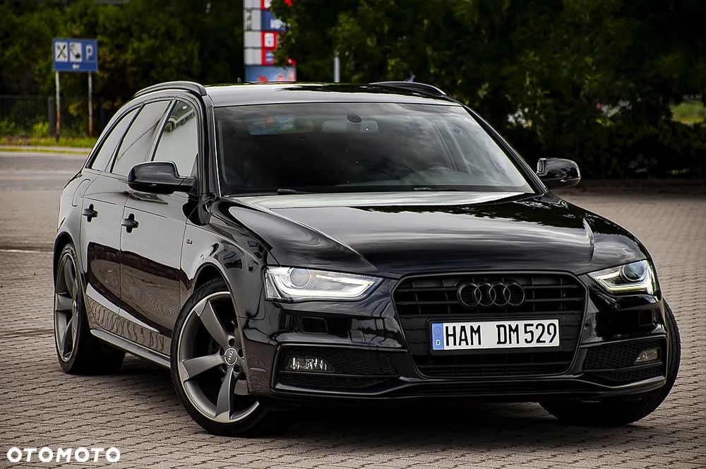 Audi A4 Avant 2.0 TDI DPF quattro S tronic S line Sportpaket - 2