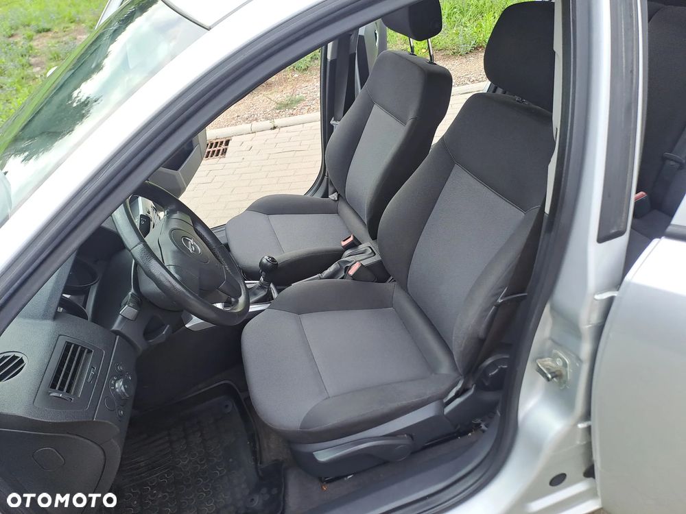 Opel Astra 1.6 Enjoy EU6 - 5