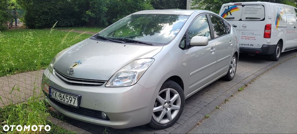 Toyota Prius 1.5 VVT-i Sol (nav) - 2