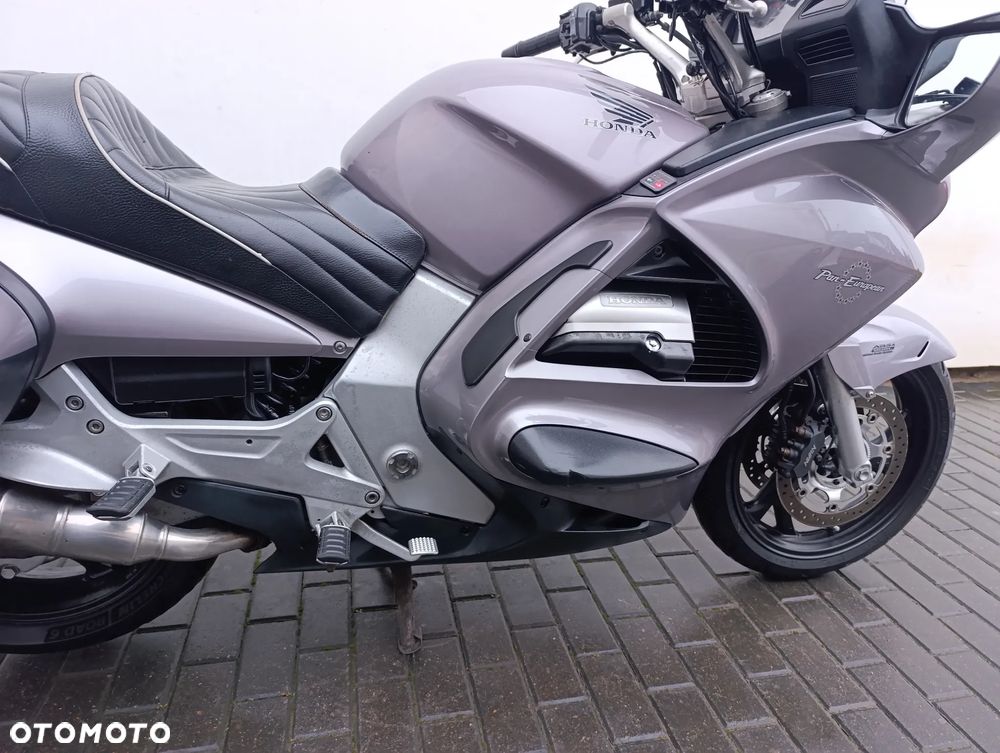 Honda ST - 23