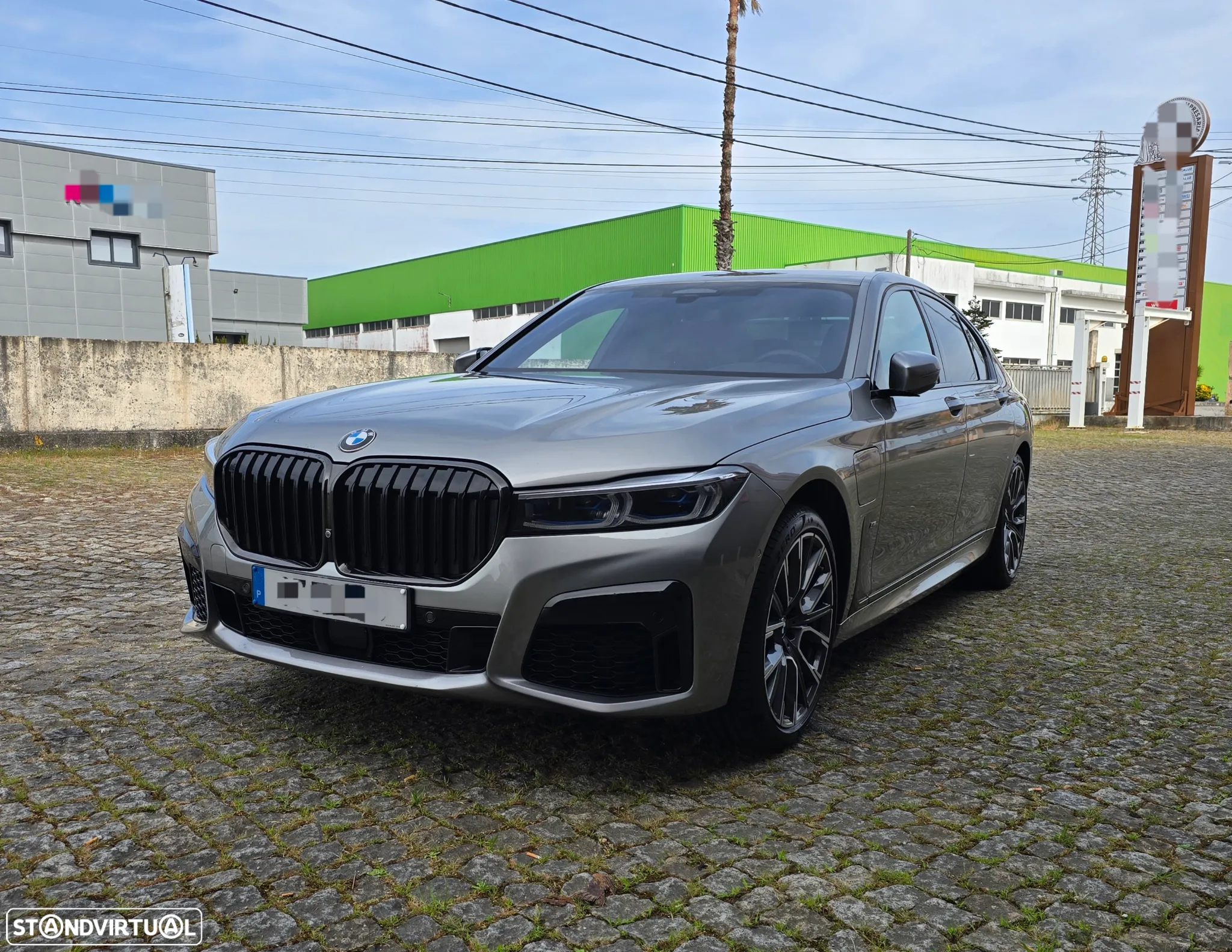 BMW 745 e iPerformance Pack M Auto - 3
