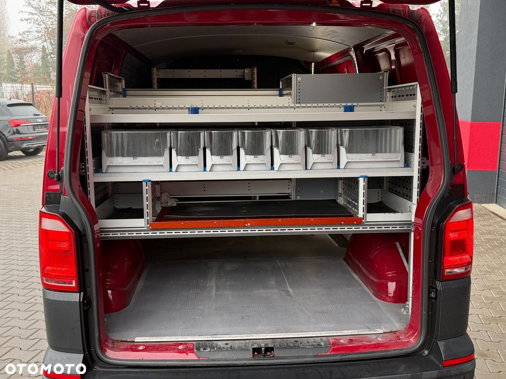 Volkswagen Transporter T6 2.0TDI 150 KM Mobilny Warsztat Klima PDC Grz.Szyb - 19