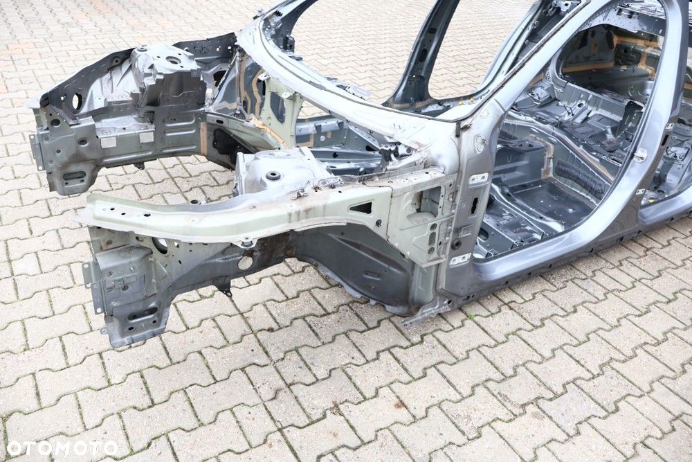 VOLVO S90 II ĆWIARTKA LEWA PRZÓD 714