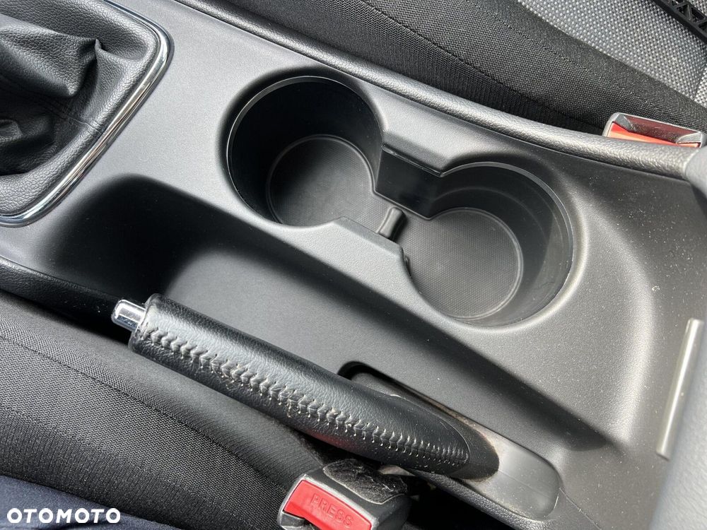 Kia Ceed Cee'd 1.6 GDI M - 29