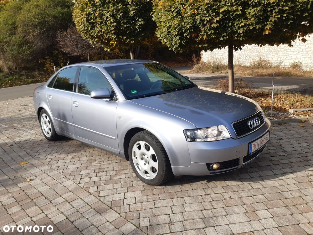 Audi A4 Limousine