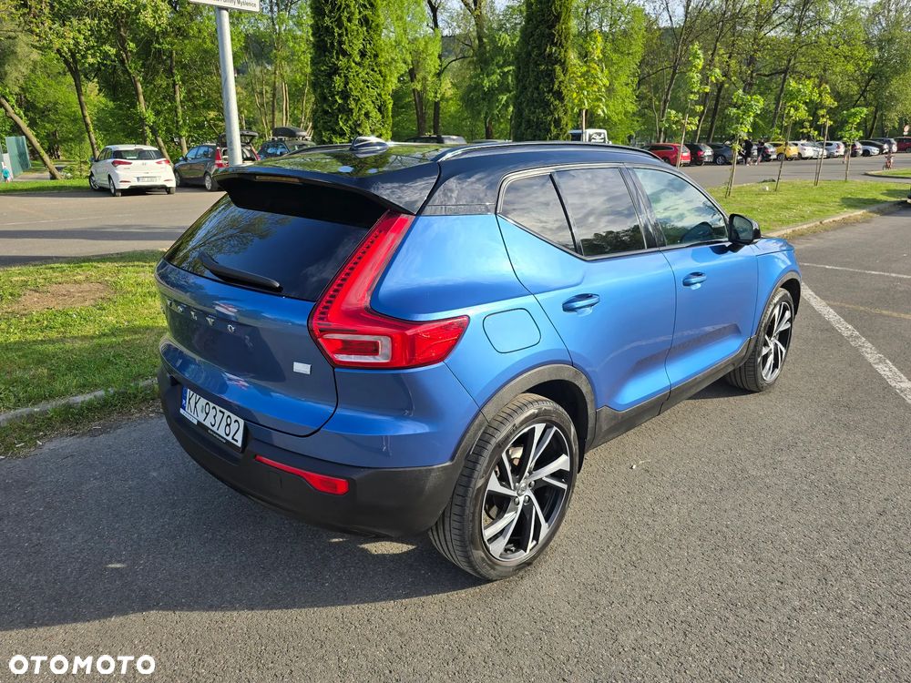 Volvo XC 40 T5 Plug-In Hybrid R-Design - 11