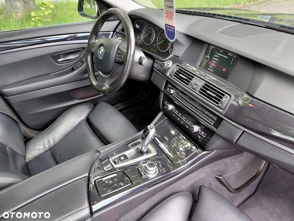 BMW Seria 5 520d Sport-Aut - 10
