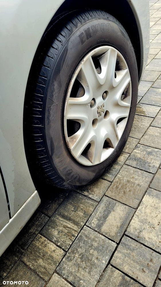 Peugeot 207 1.4 16V Sporty - 10