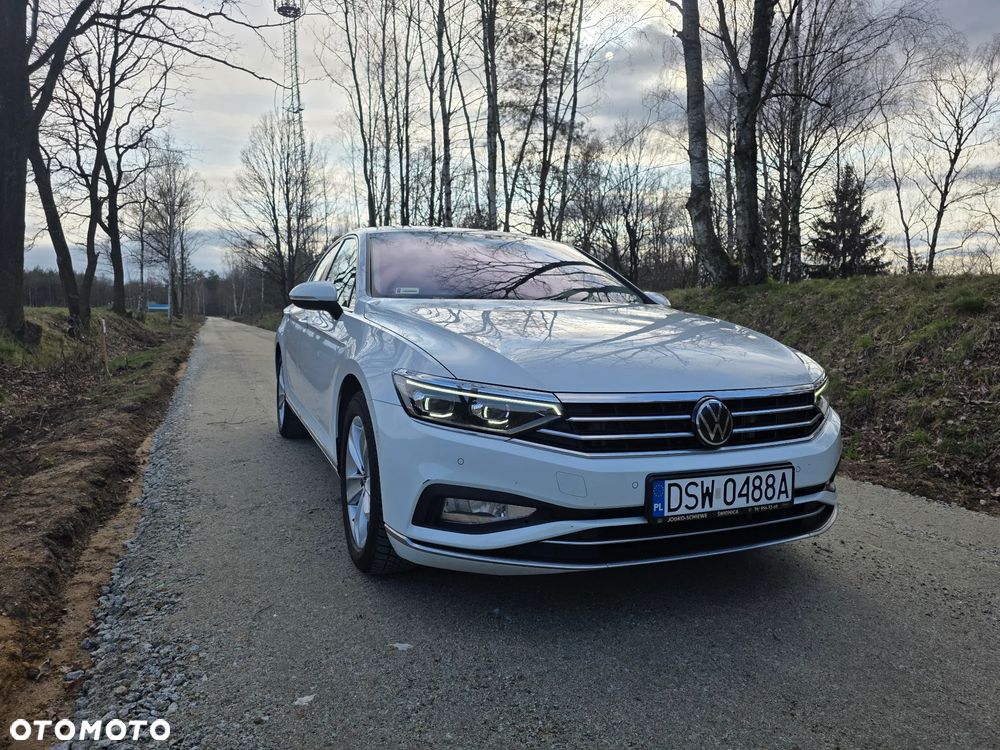 Volkswagen Passat 2.0 TSI Elegance DSG - 2