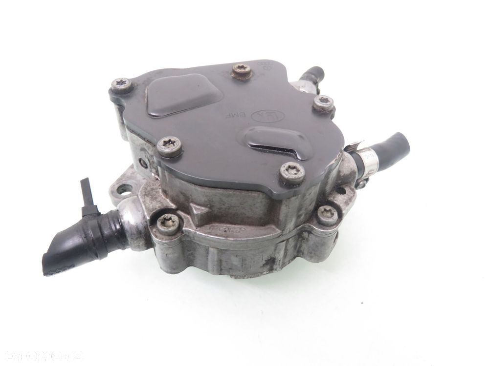 POMPA VACUM VW GOLF IV 1.9 TDI 038145209E - 3