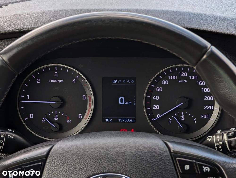 Hyundai Tucson 1.7 CRDI BlueDrive Style 2WD - 27