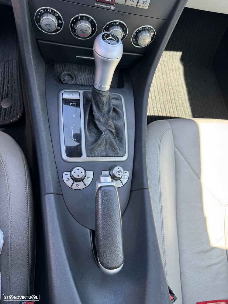 Mercedes-Benz SLK 200 - 23