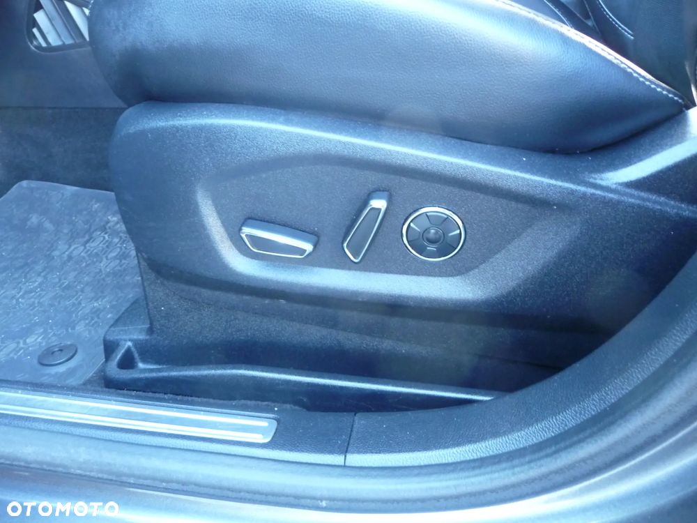 Ford S-Max 2.0 TDCi 4WD Titanium - 13