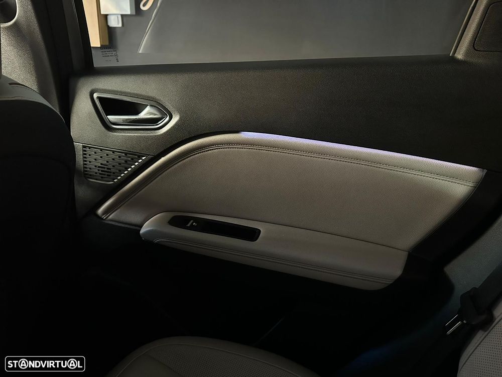 Renault Captur 1.6 E-Tech Plug-In Initiale Paris - 39