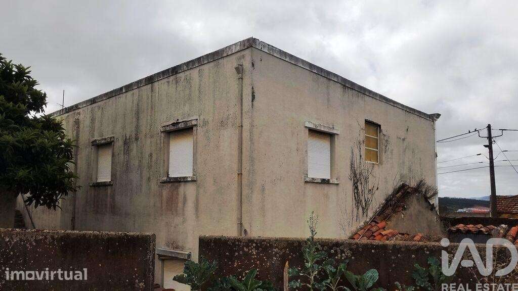 Casa tradicional T4 em Bombarral e Vale Covo de 194,00 m2 - Grande imagem: 3/20