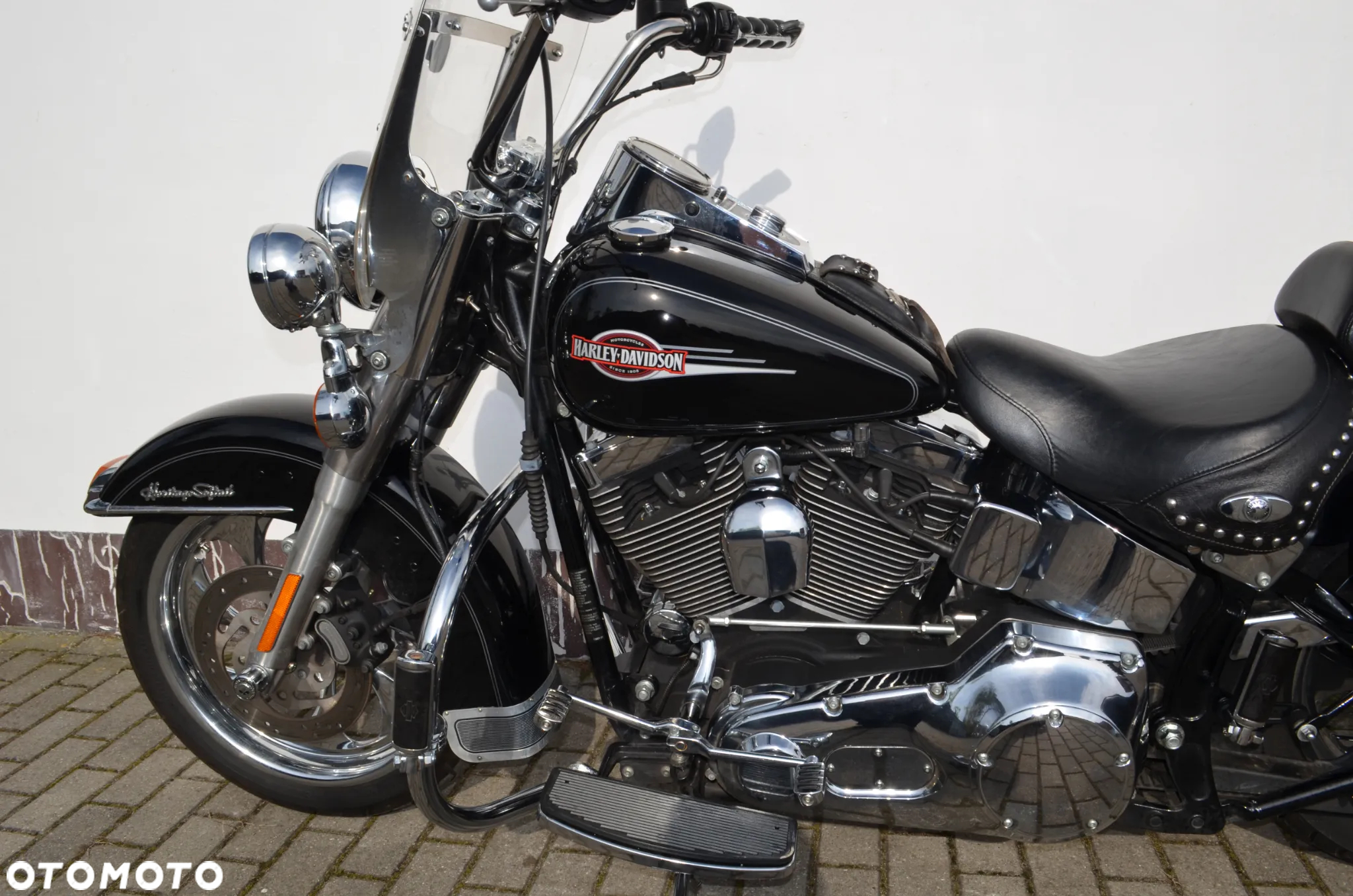 Harley-Davidson Softail Heritage Classic - 37