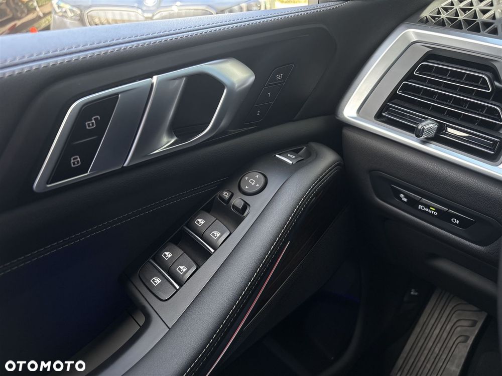 BMW X5 - 12
