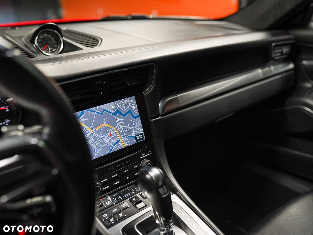 Porsche 911 Carrera S PDK - 37
