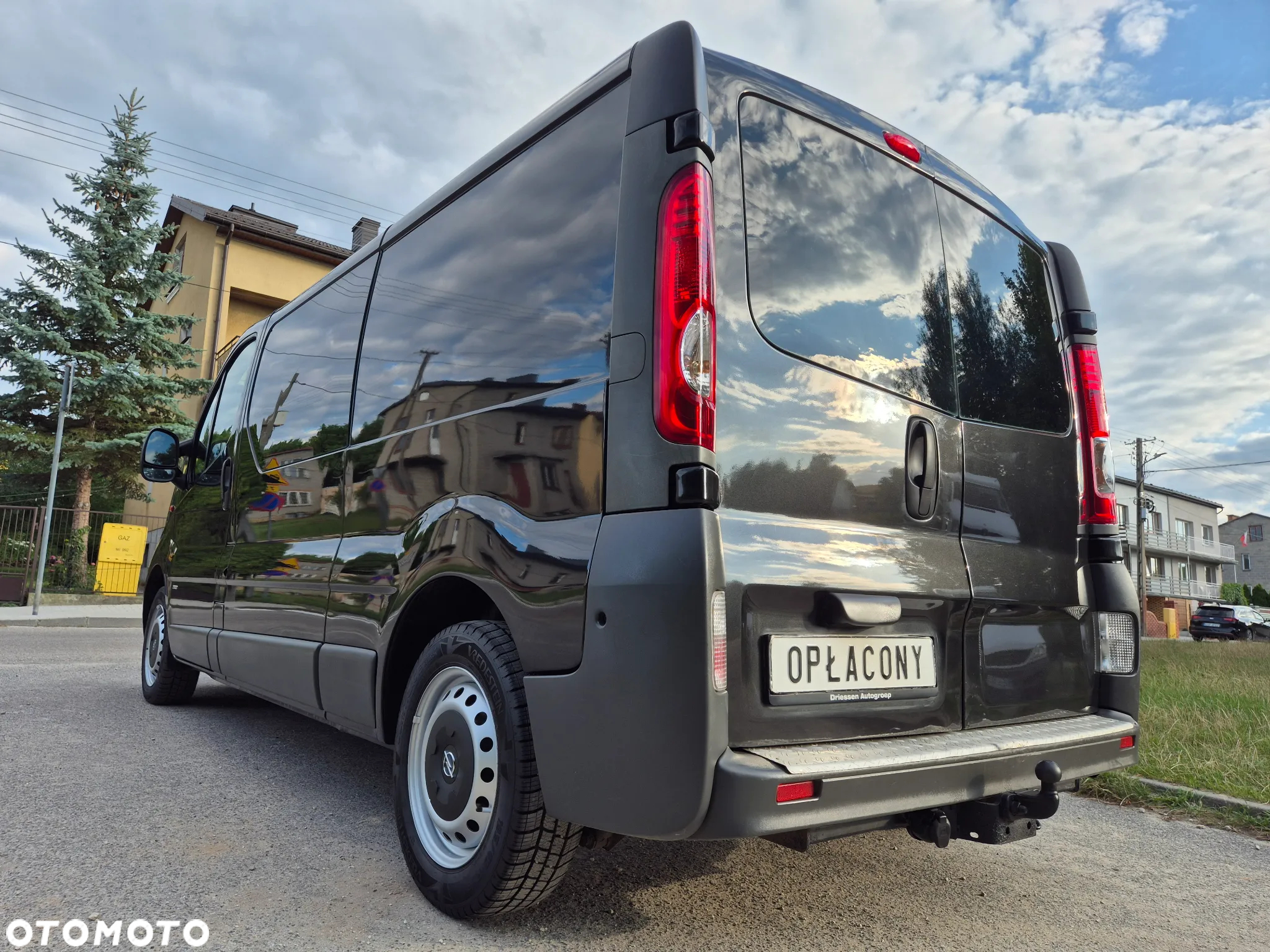 Opel Vivaro - 2
