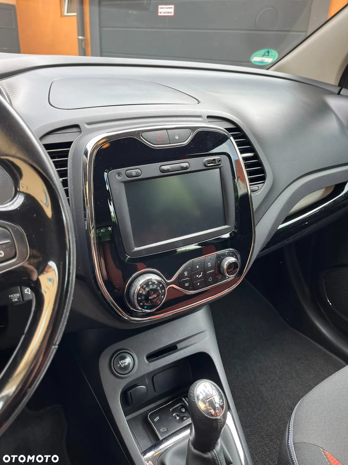 Renault Captur - 12