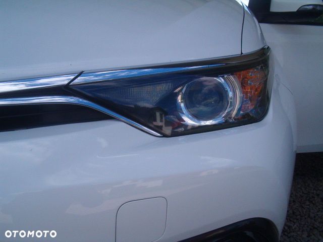 Toyota Auris - 21