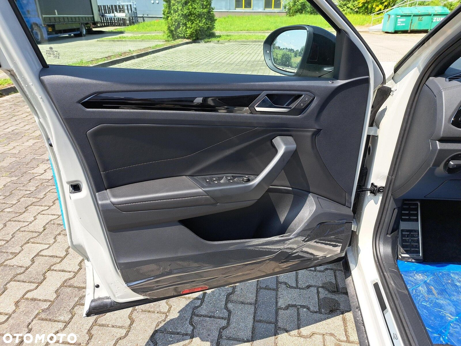 Volkswagen T-Roc 1.5 TSI R-Line Plus DSG - 10
