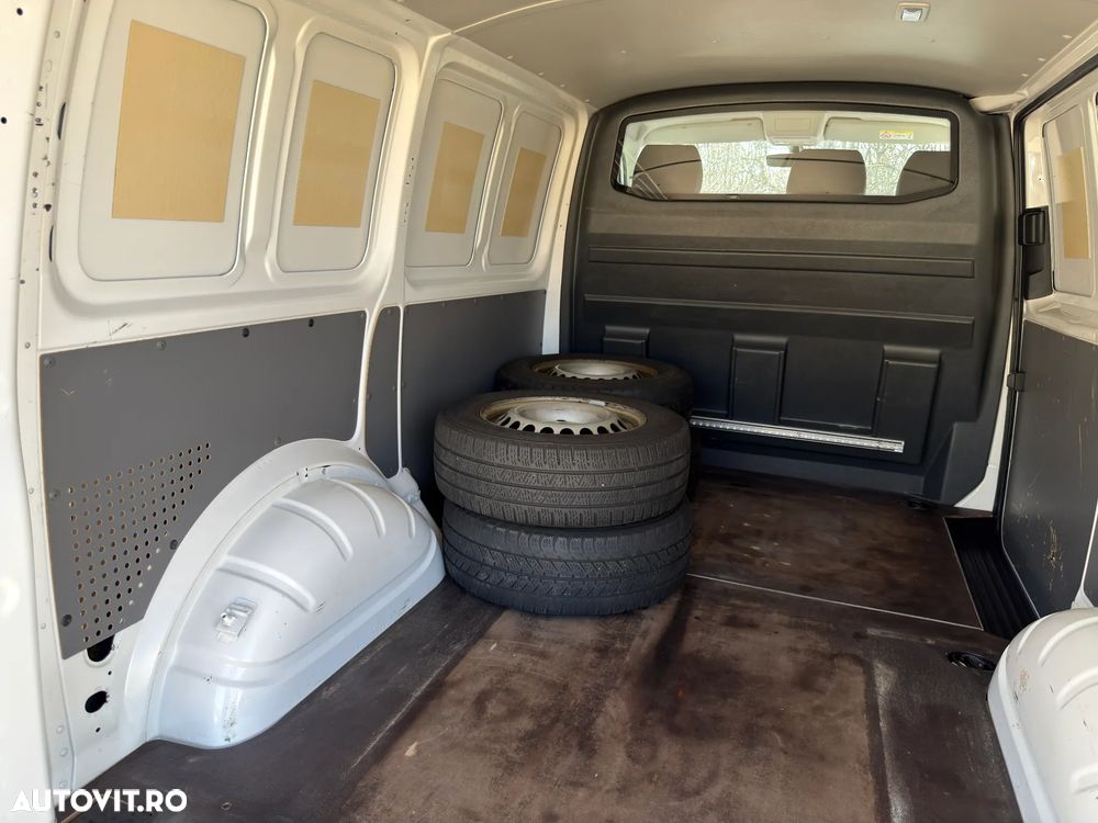 Volkswagen Transporter T6.1 - 19