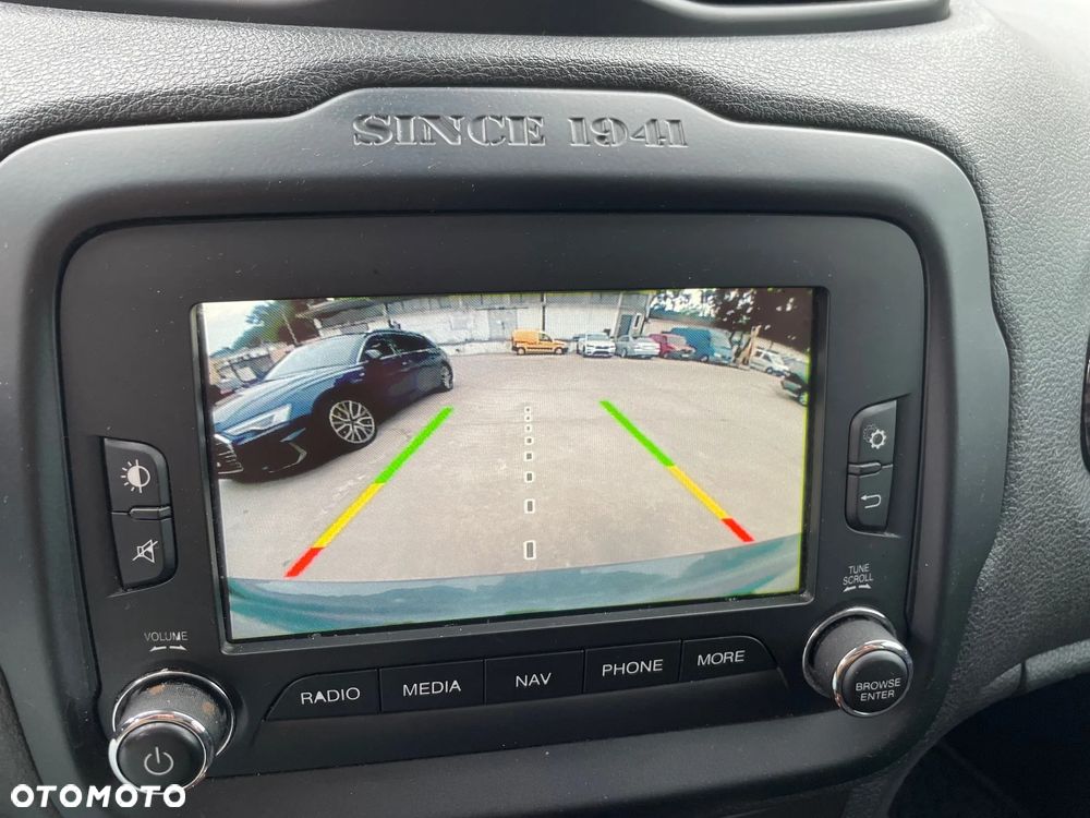 Jeep Renegade - 17