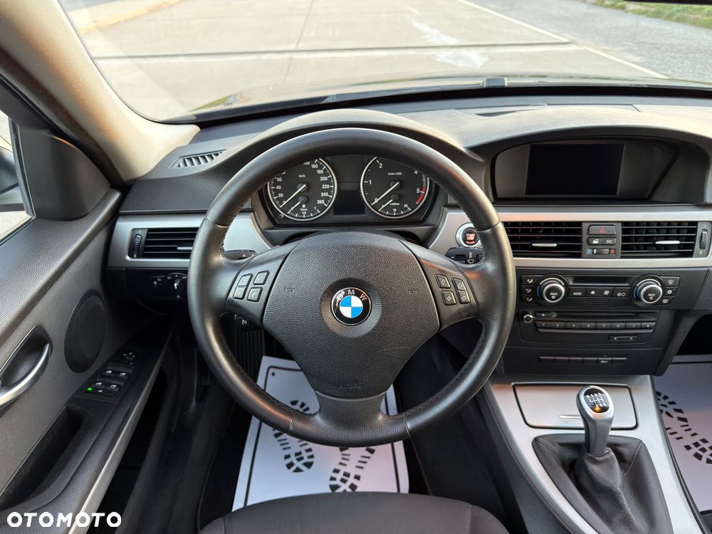 BMW Seria 3 - 8