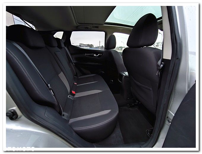 Nissan Qashqai 1.3 DIG-T N-WAY - 18