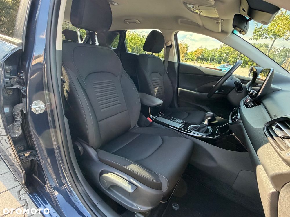 Hyundai i30 1.5 T-GDI 48V Smart Plus - 10