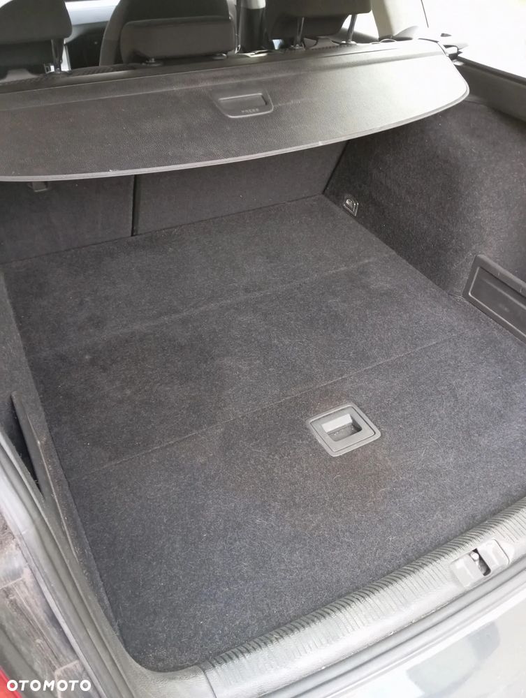 Volkswagen Passat - 9