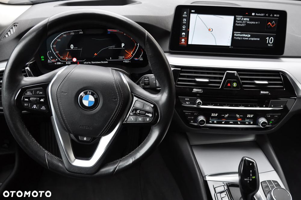 BMW Seria 5 520d xDrive Luxury Line sport - 26