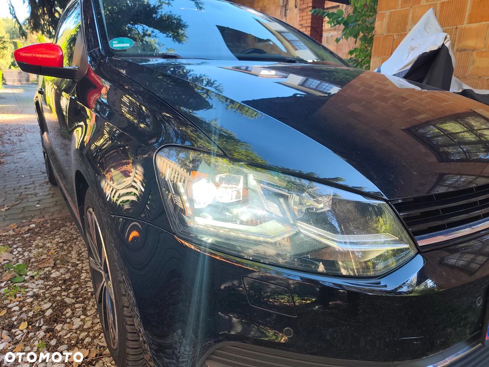 Volkswagen Polo 1.2 TSI Blue Motion Technology beats - 3