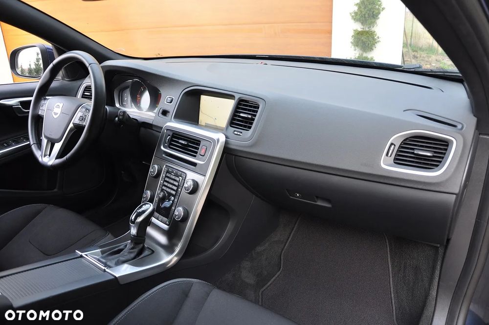 Volvo V60 D4 Geartronic - 21