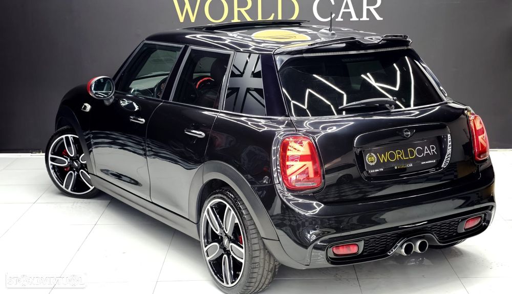 MINI 5 Portas Cooper SD Sport Aut. Seven - 10